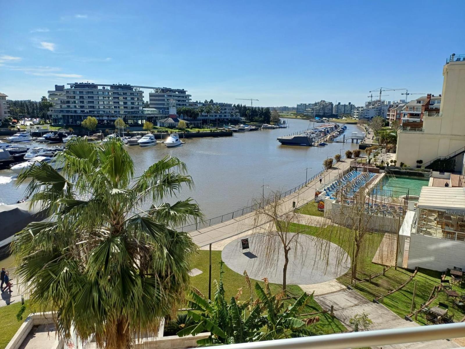 Departamentos Bahia Grande Nordelta Con Balcon Y Vista A La Bahia Piscina Opcional Arancelada!! Apartamento