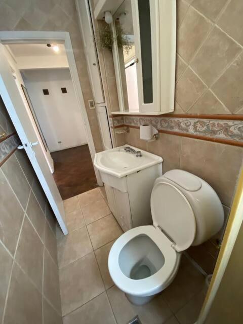 Dos Ambientes En Recoleta Apartamento *