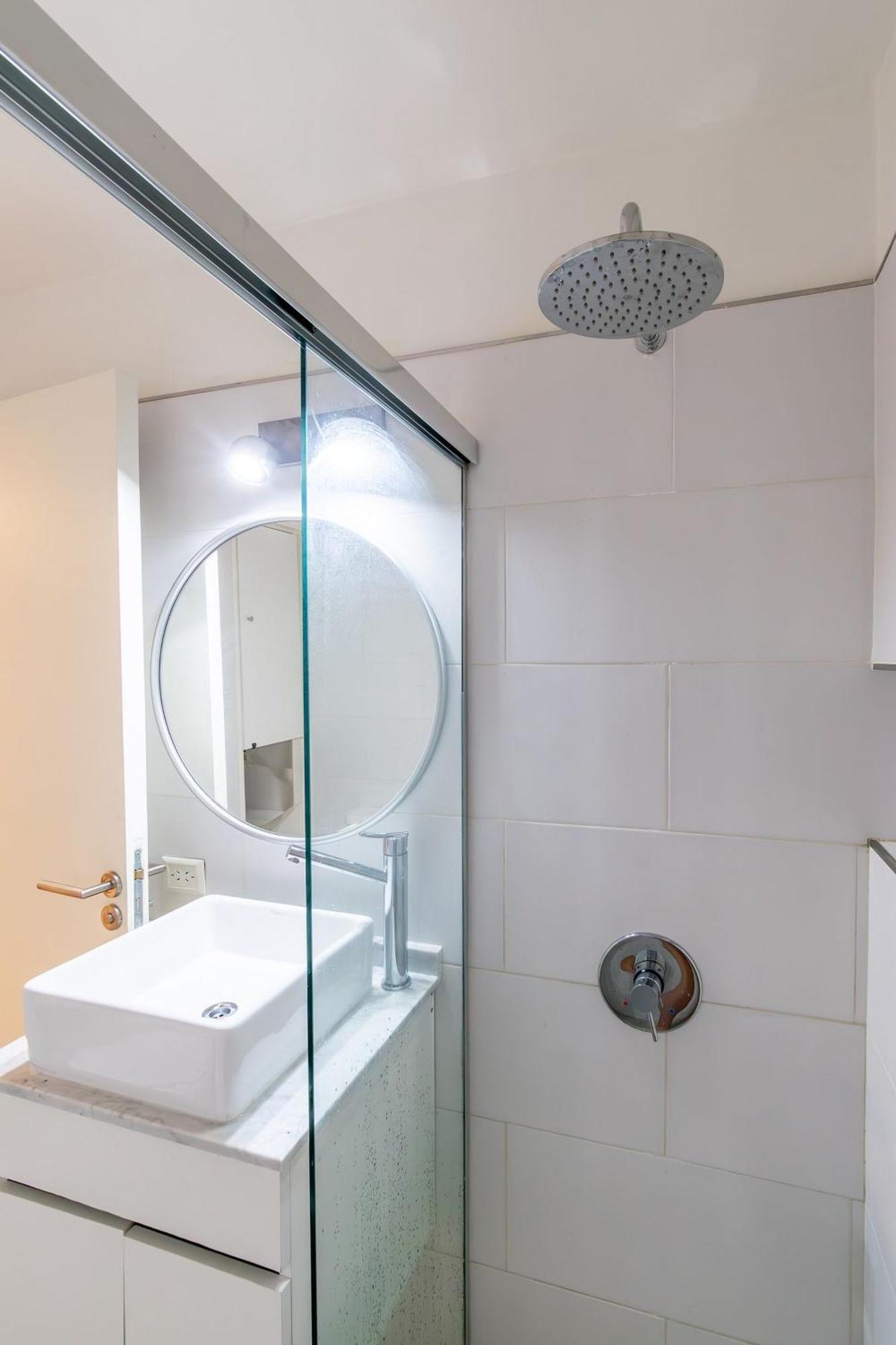 Comodo Y Calido Departamento En Avenida Callao Apartamento