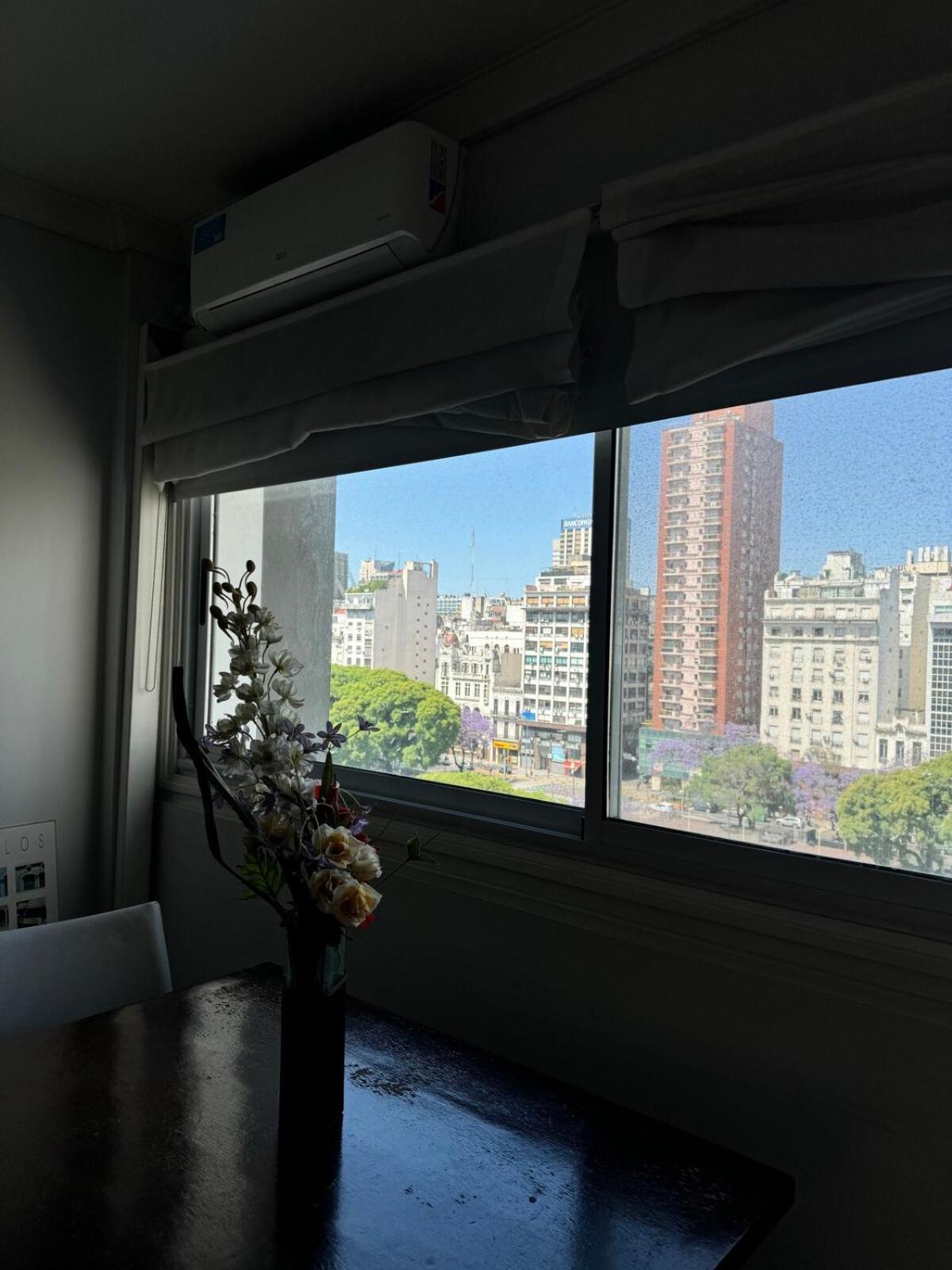 En 9 De Julio Cerca Del Obelisco Apartamento *
