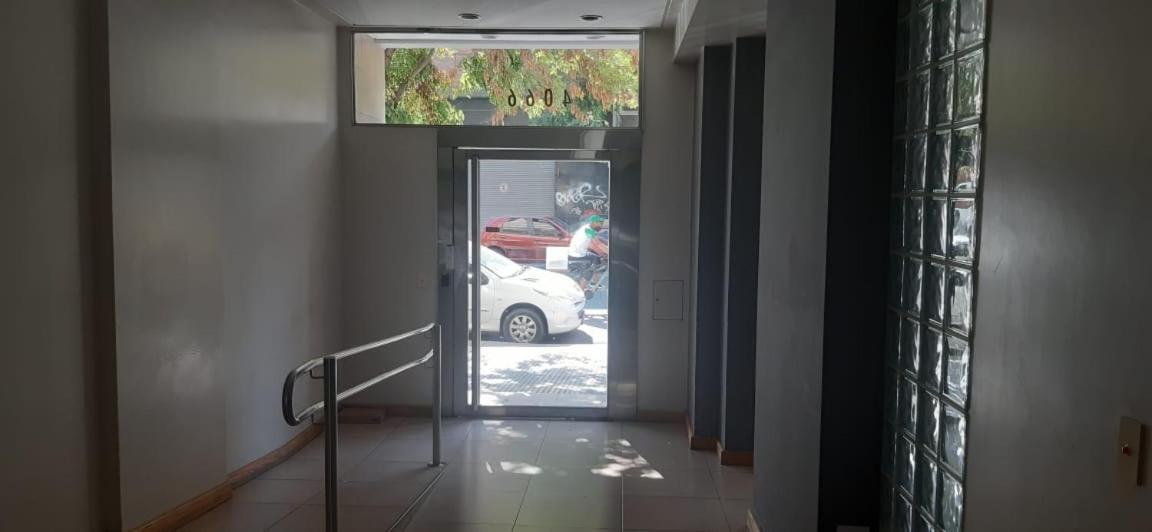 Moderno Departamento De Dos Ambientes Con Balcon Apartamento *