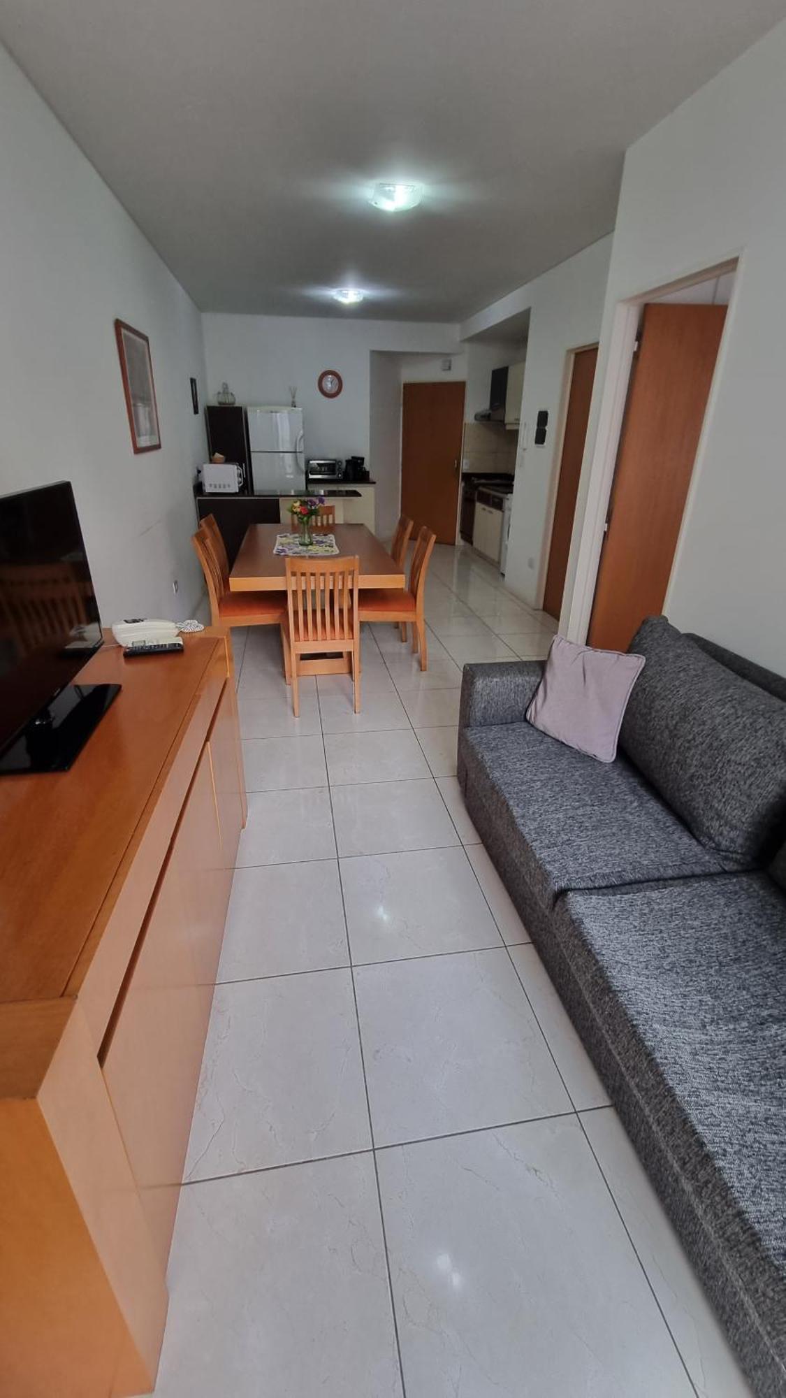 Moderno Departamento De Dos Ambientes Con Balcon Apartamento *