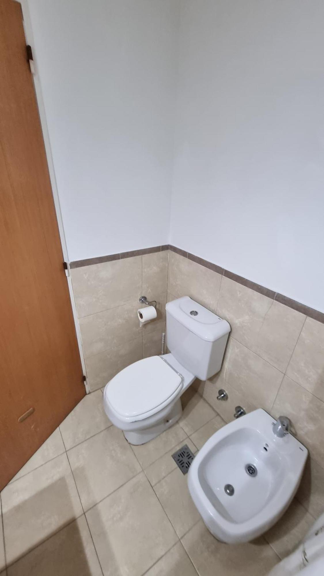 Apartamento Moderno Departamento De Dos Ambientes Con Balcon *