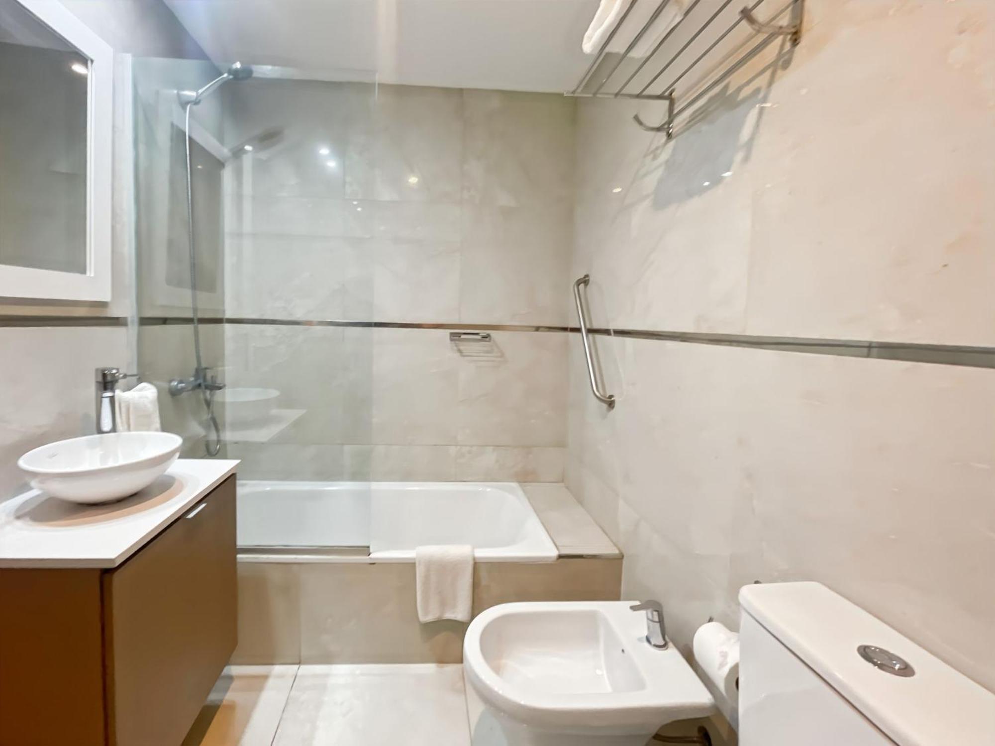 Apartamento San Telmo - Paseo De La Cisterna Building