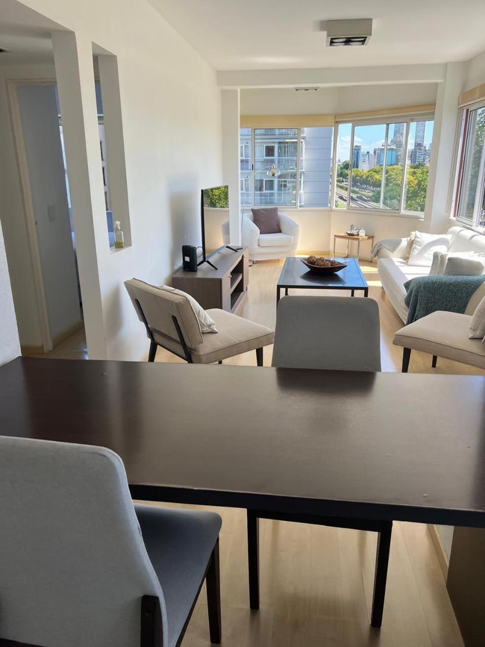 Cozy And Sunny In Palermo With Open View To The Of Apartamento