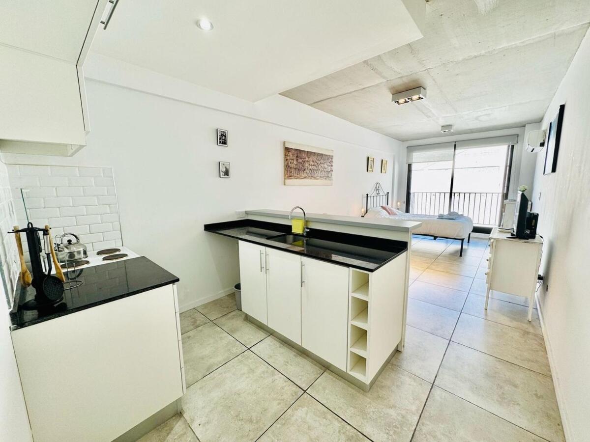 Apartamento Estudio Industrial Con Balcon