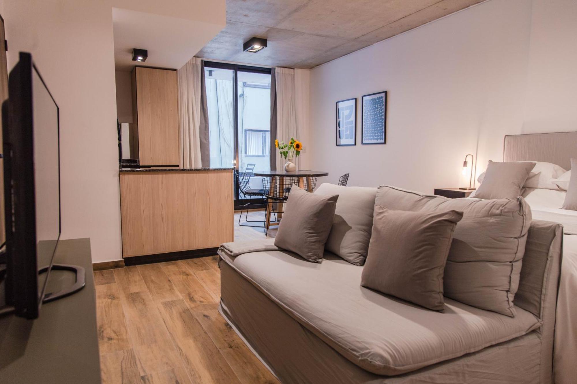 Amaranto Elegant Ciudad Autónoma de Buenos Aires