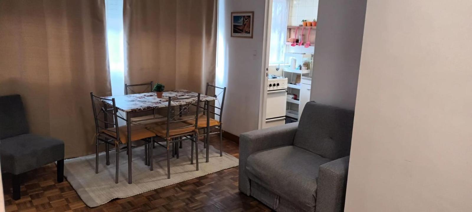 Apartamento Art Deco Esmeralda 847 , Conserjeria 24 ,chofer Con Auto Opcional, Pet Frienly *