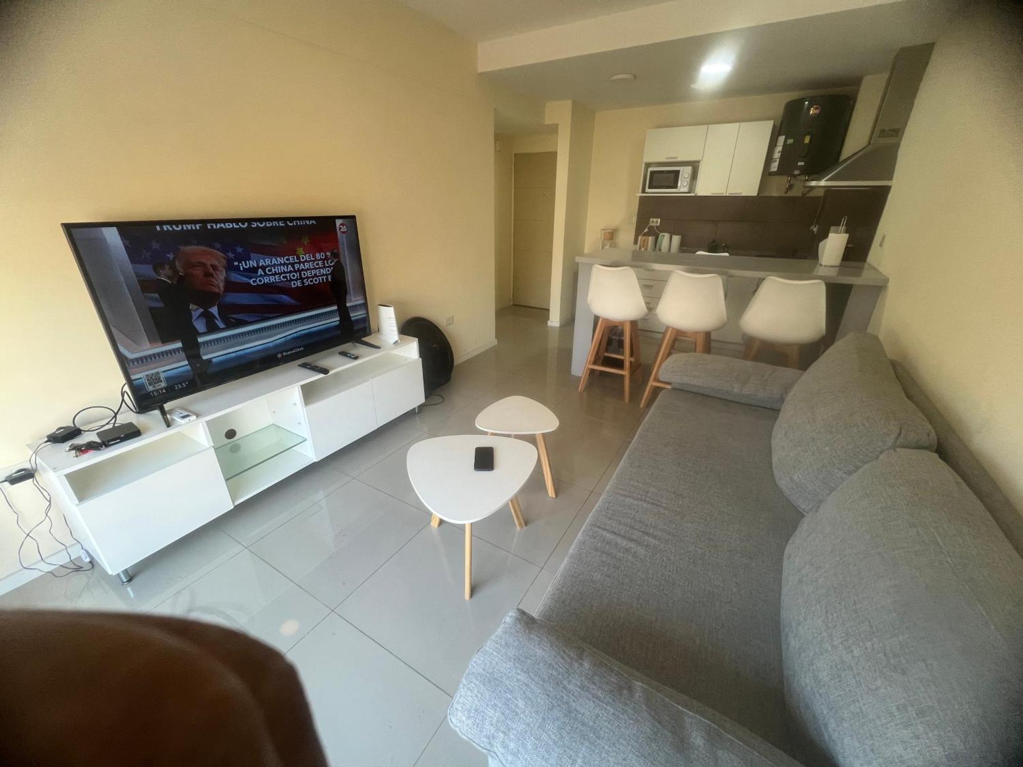 Calmo Y Luminoso Cercano A Avenida Avellaneda Apartamento