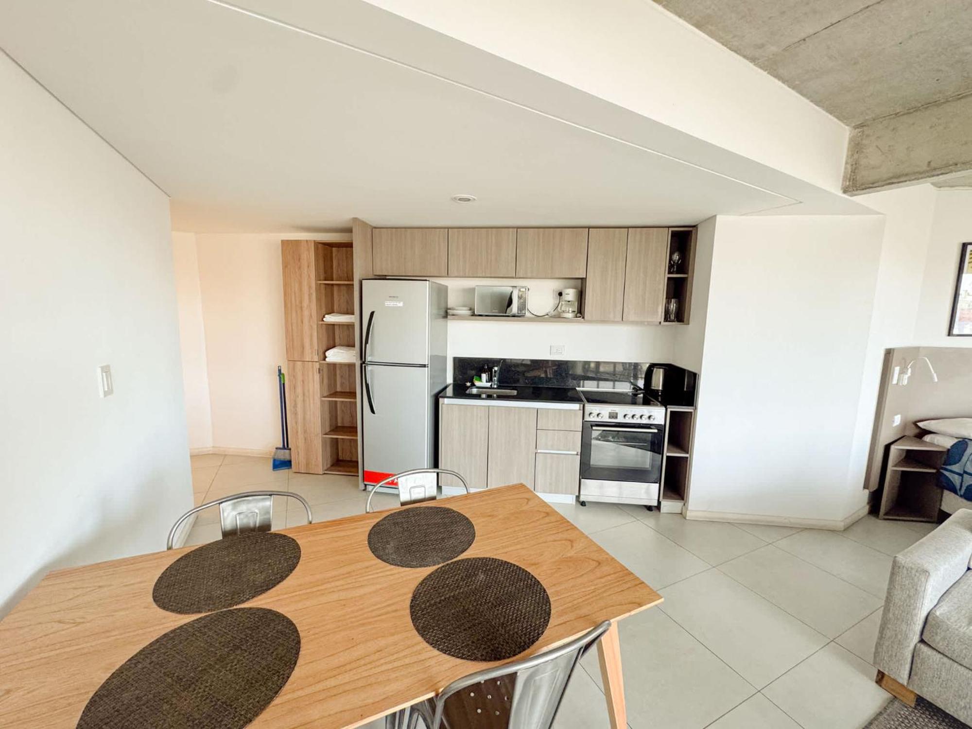 Amplio Loft Con Balcon Sobre La Av 9 De Julio 6c * Ciudad Autónoma de Buenos Aires