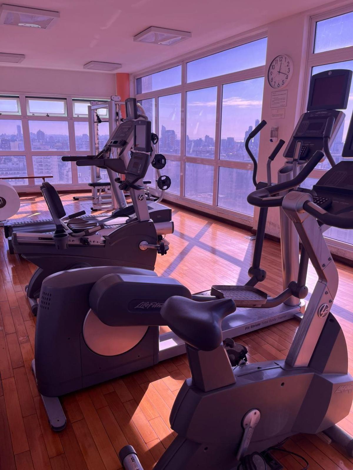 Apartamento Departamento Amoblado 5 Personas Con Gimnasio, Cochera Y Piscina *