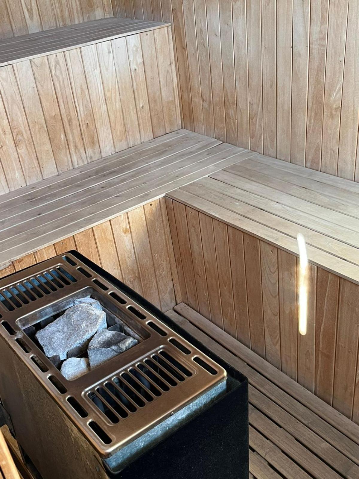 Apartamento Departamento Amoblado 5 Personas Con Gimnasio, Cochera Y Piscina