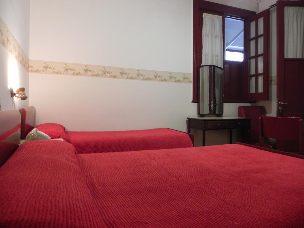 Orleans Hotel