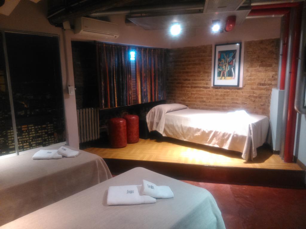 Y Hotel