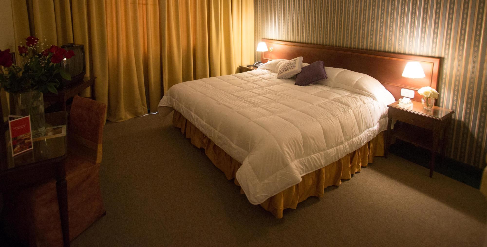 Hotel Regis Orho 3*