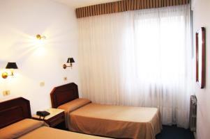 Hotel Tres Sargentos 2*