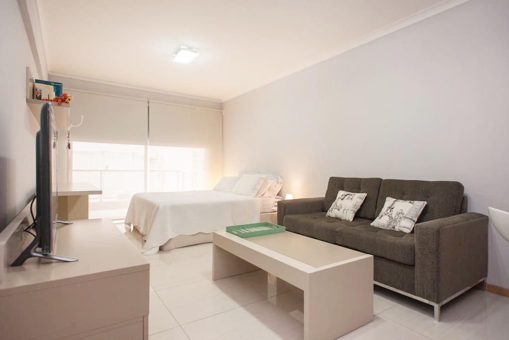 Recoleta! Beautiful Studio With Balcony! Apartamento