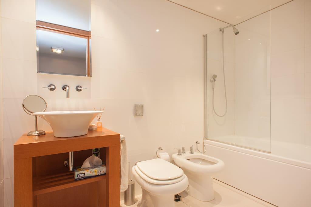Recoleta! Beautiful Studio With Balcony! *