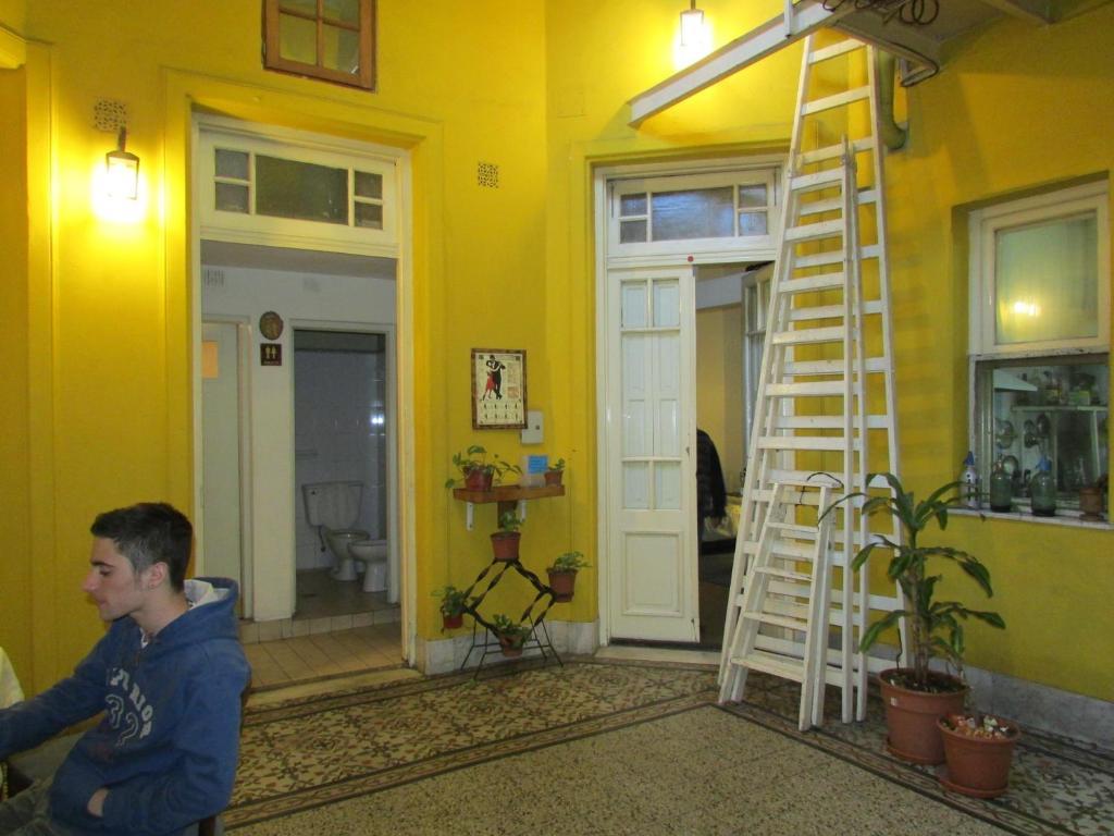 Atahualpa Hostal
