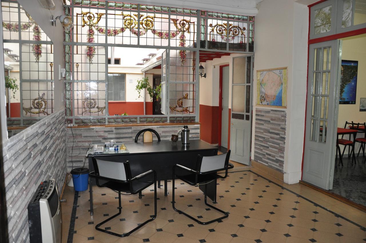 Hostal Alma Bohemia *