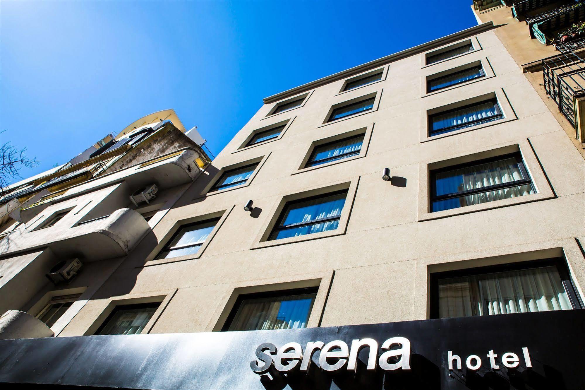 Serena 4*