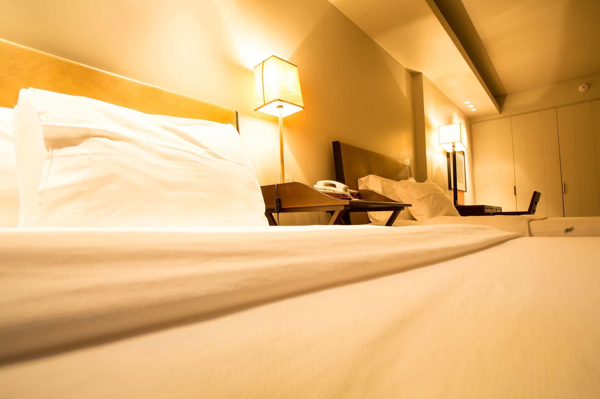 Serena Hotel 4*
