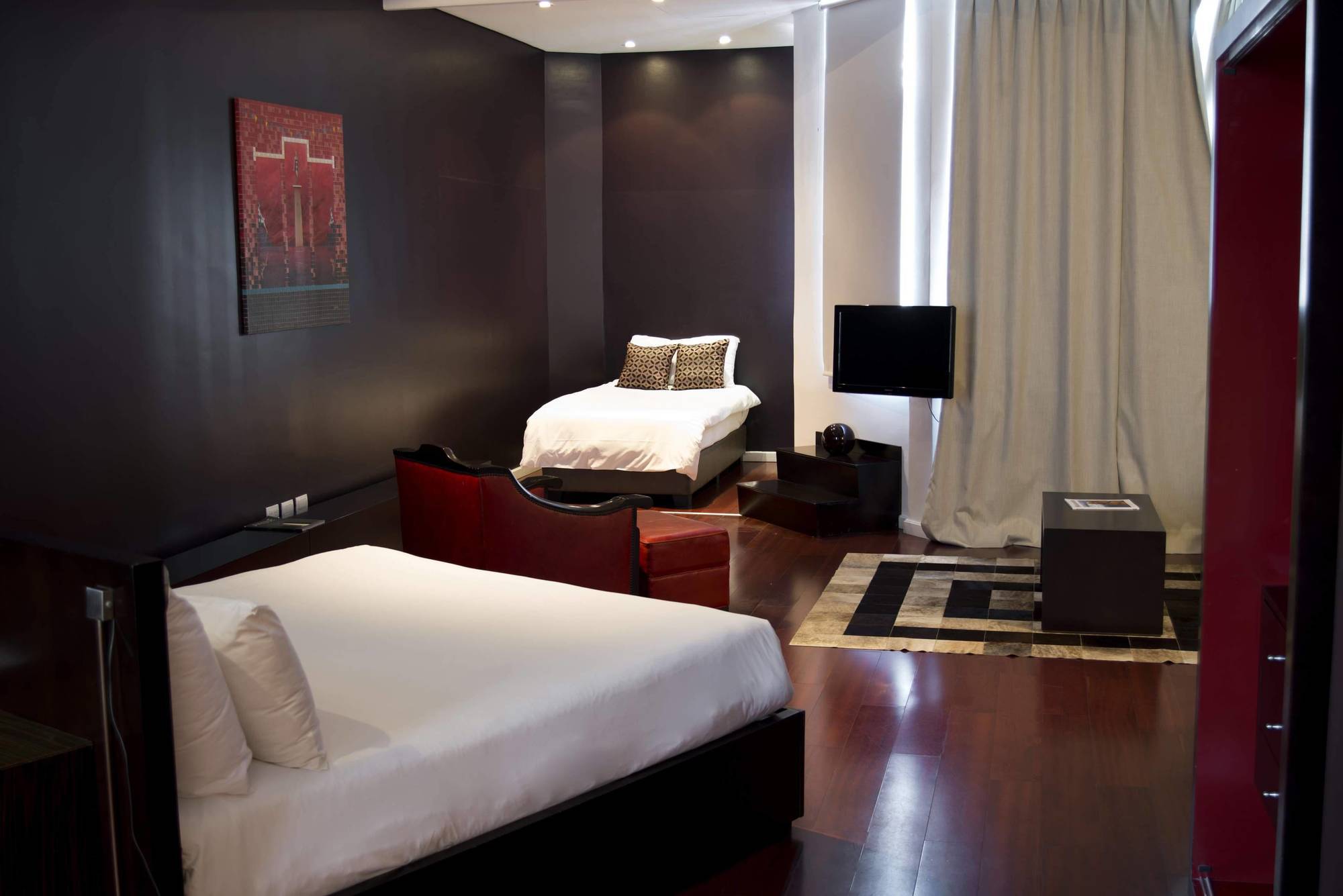 Moreno By Tay Hotel