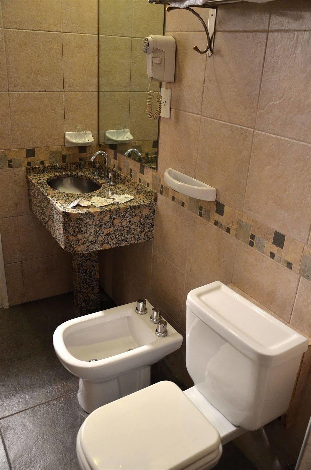 Hotel Ecuador Ciudad Autónoma de Buenos Aires