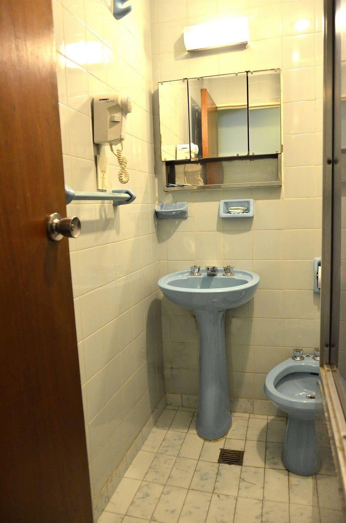 Hotel Ecuador Ciudad Autónoma de Buenos Aires