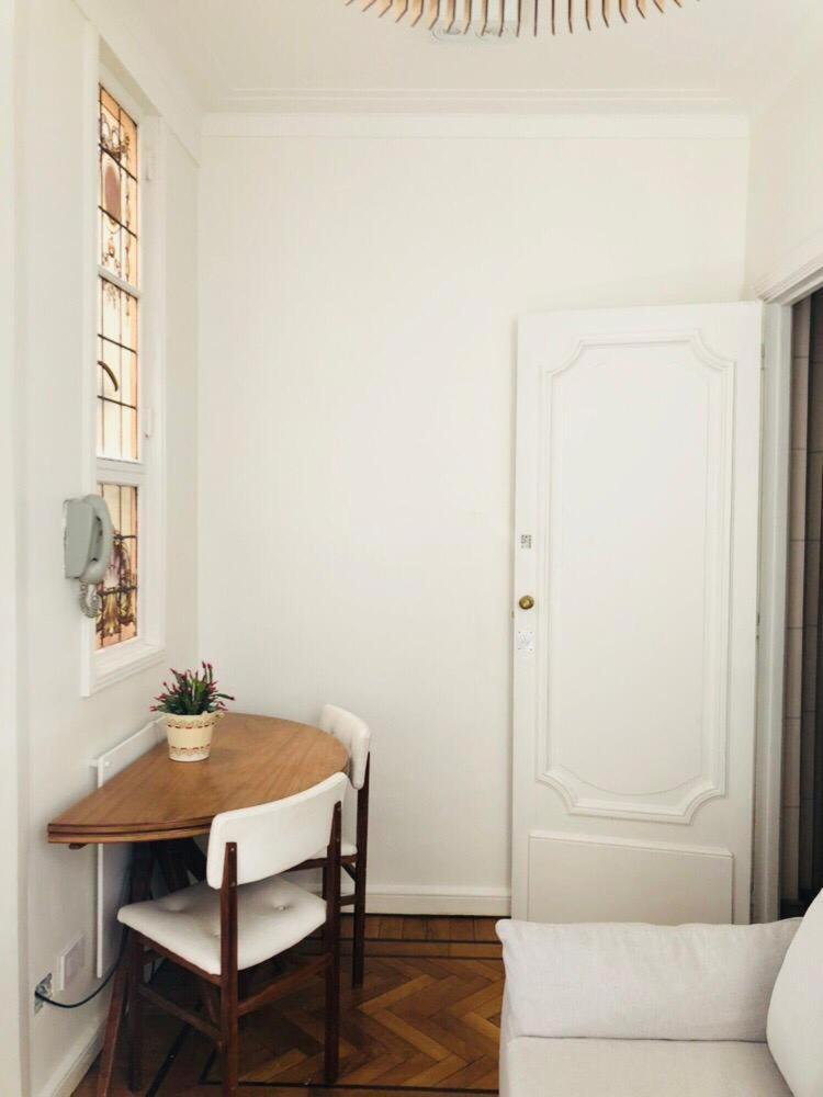 Lovely French In The Heart Of