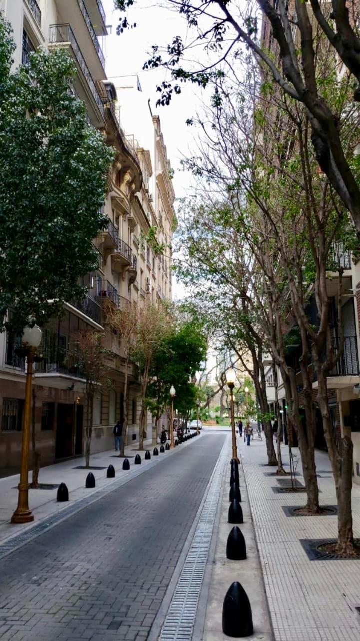 Lovely French In The Heart Of