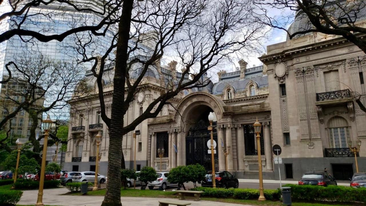 Lovely French In The Heart Of Ciudad Autónoma de Buenos Aires