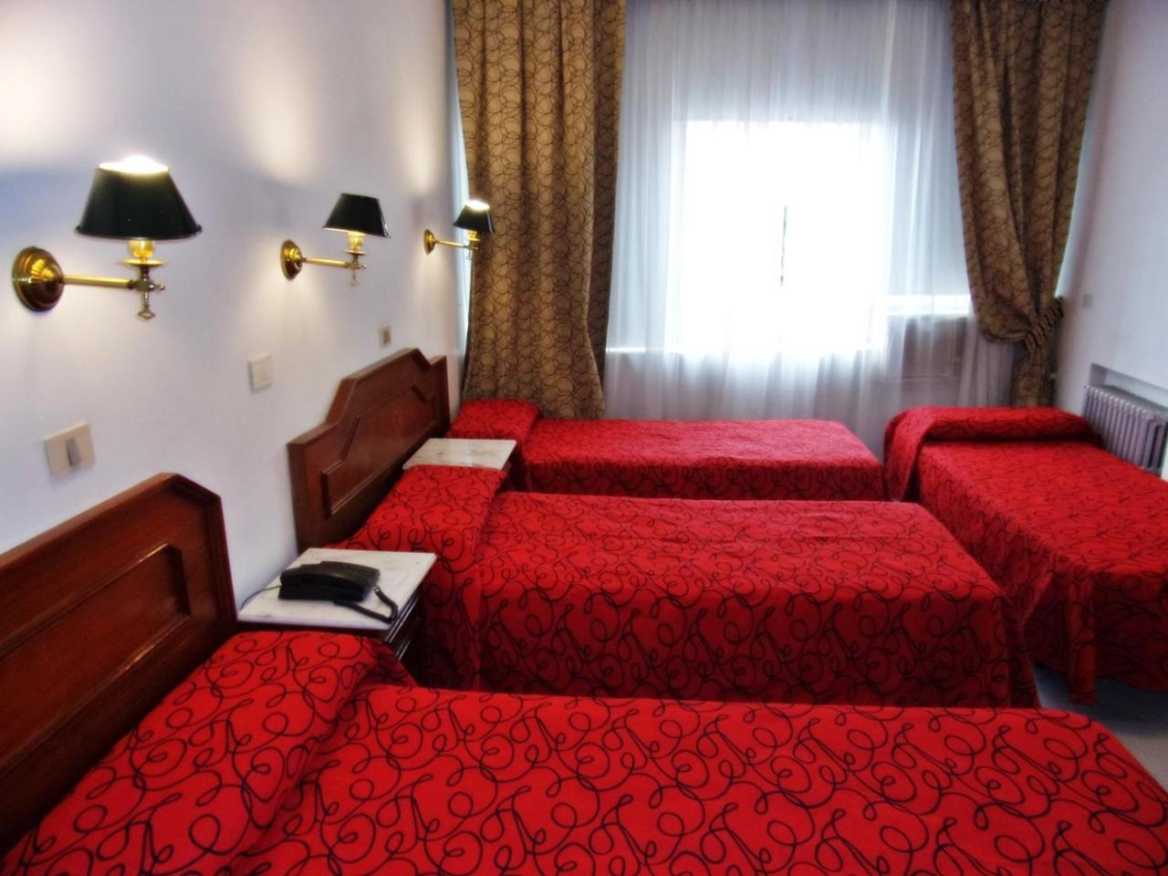 Hotel Tres Sargentos Ciudad Autónoma de Buenos Aires