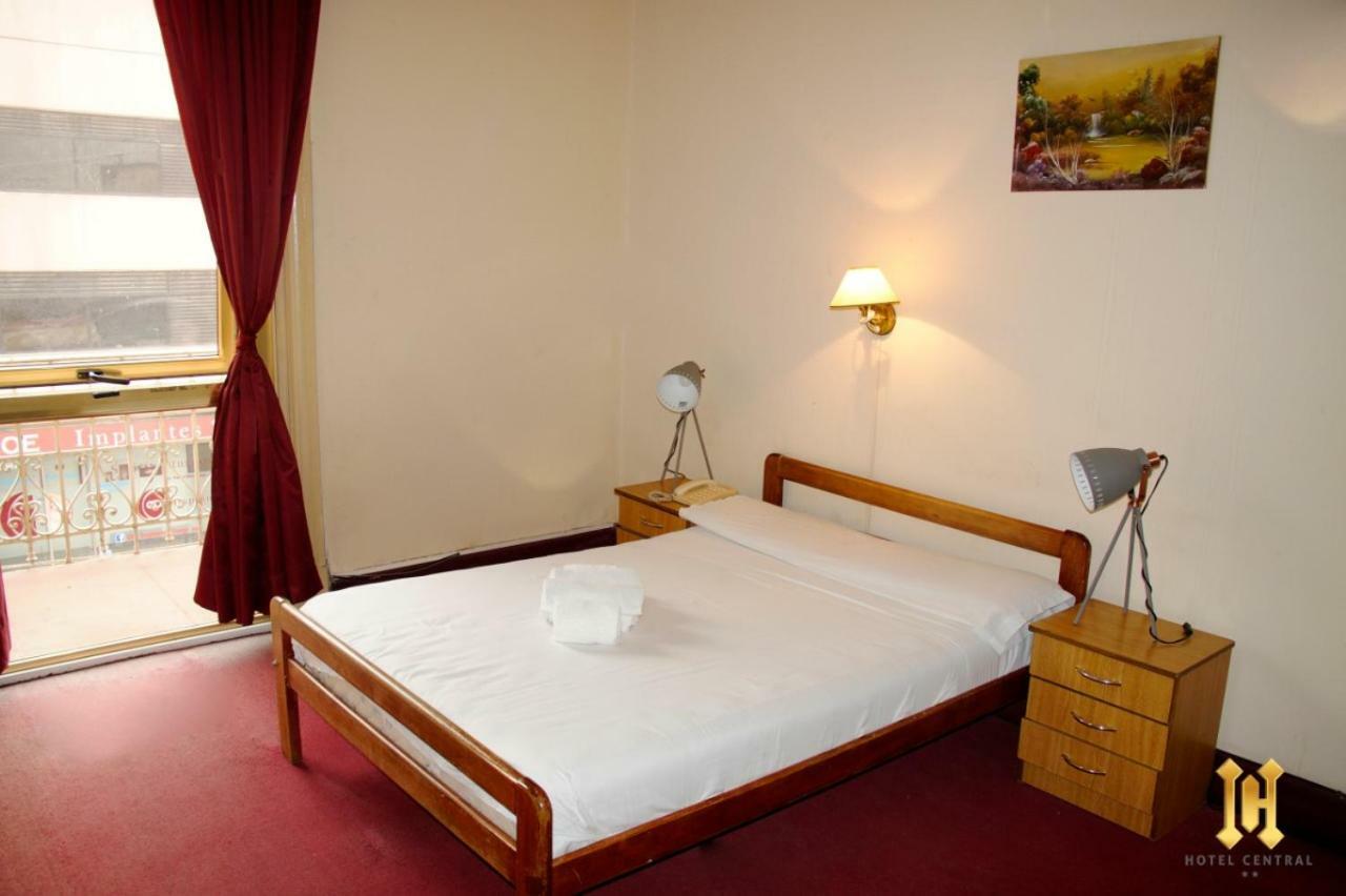 Central Hotel 2*