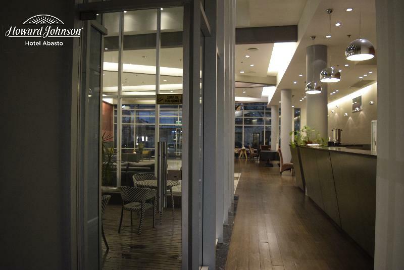 Howard Johnson Abasto Hotel 4*