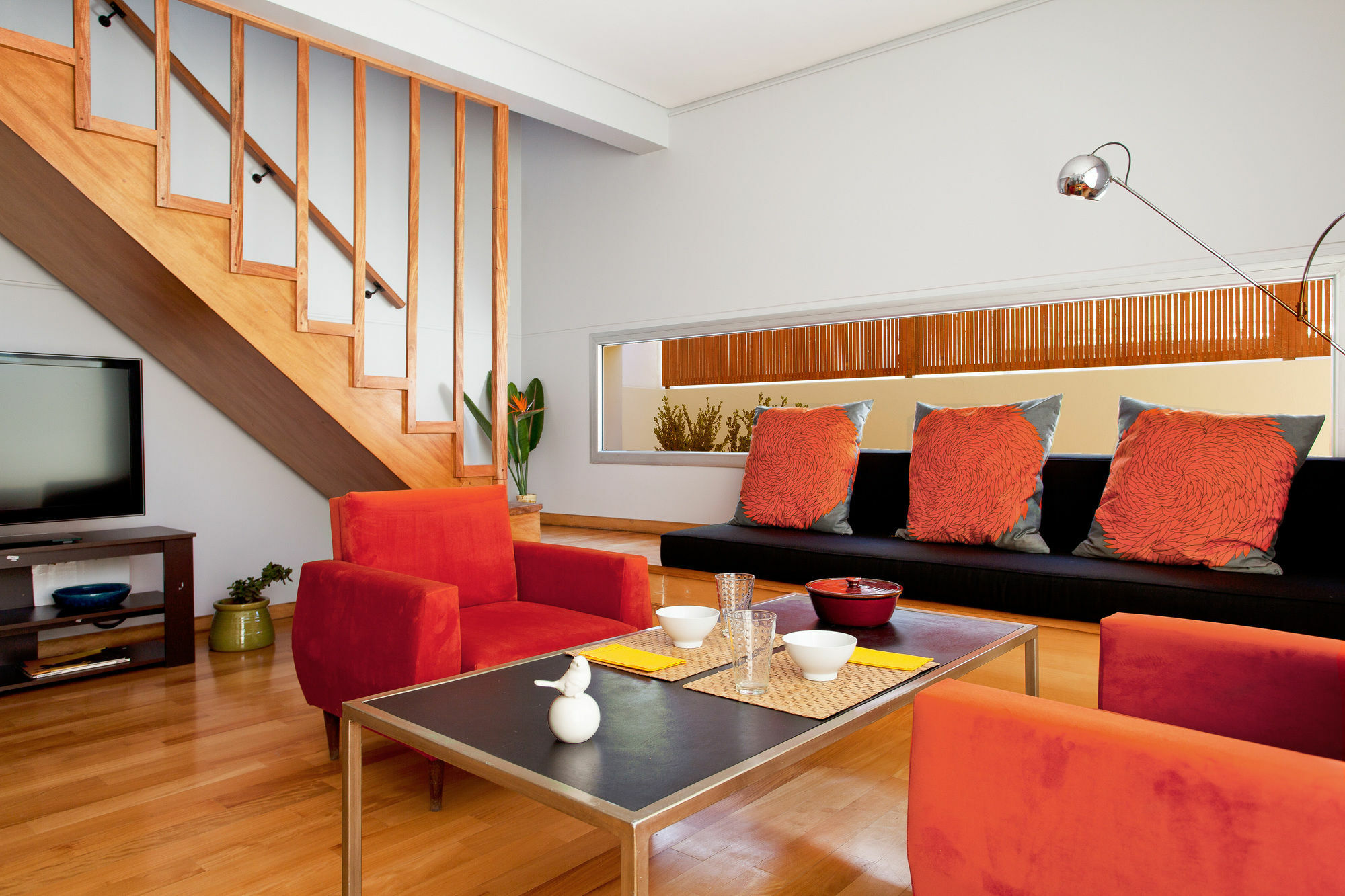 Art & Gallery Aparthotel 4*