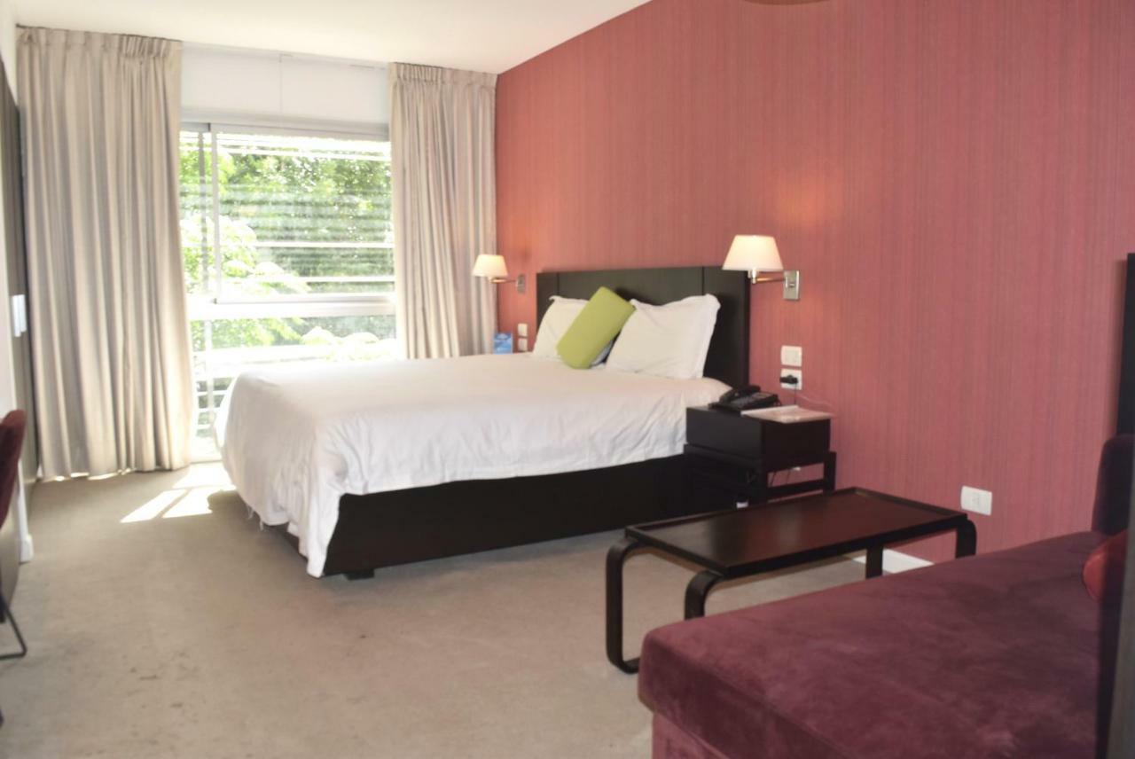 Howard Johnson Abasto Hotel