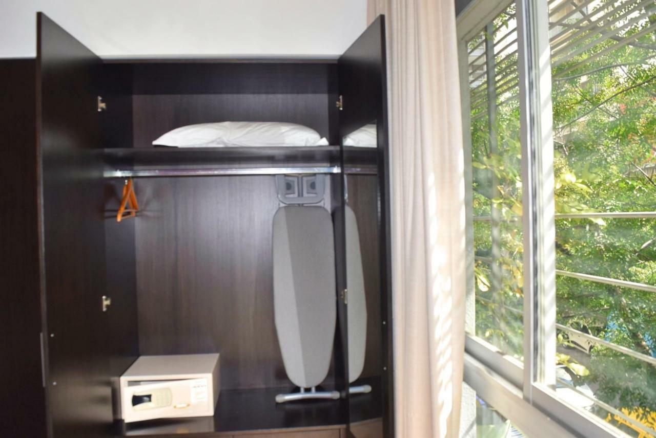 Howard Johnson Abasto Hotel