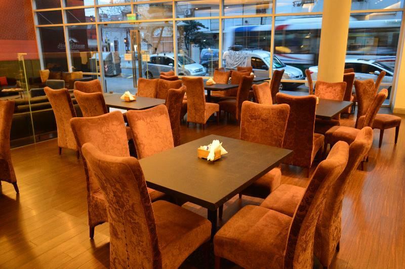 Howard Johnson Abasto