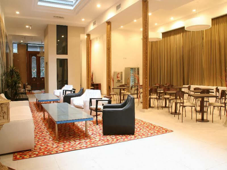 D' Artist Hotel 4*