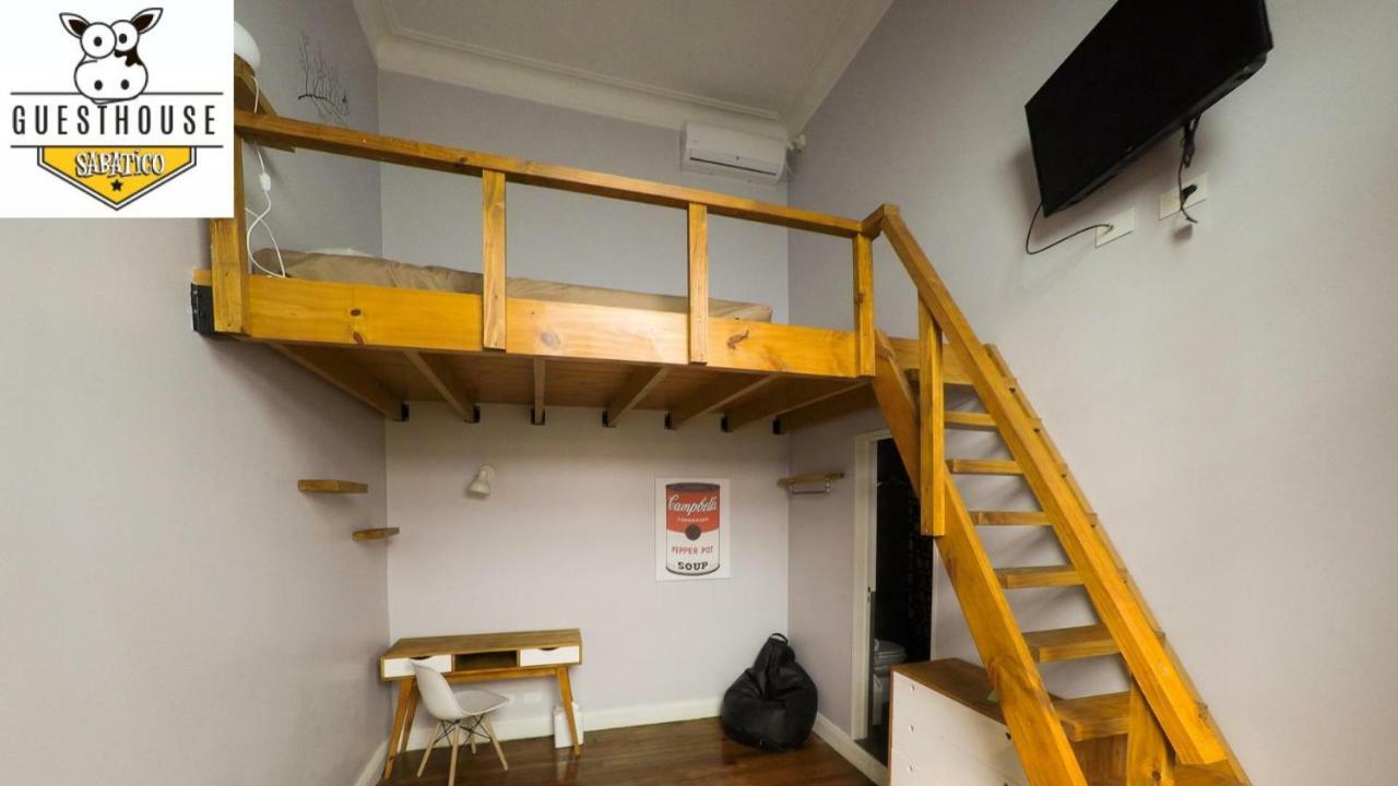 Sabatico Travelers Hostel&guesthouse