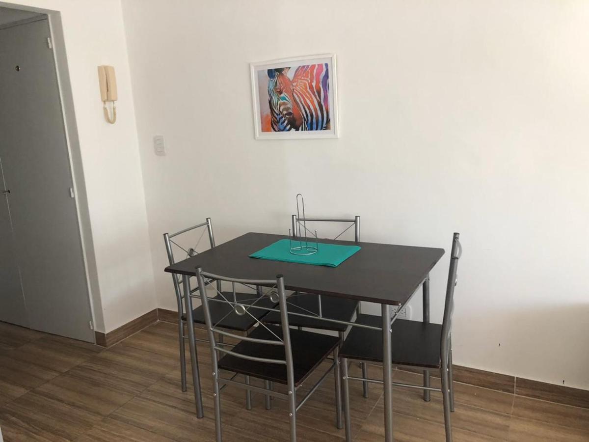 Apartamento Av. Cordoba 875 Depto Ii