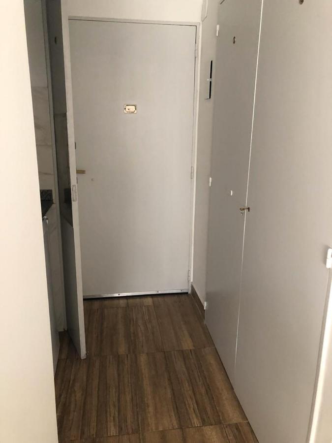 Av. Cordoba 875 Depto Ii Apartamento *