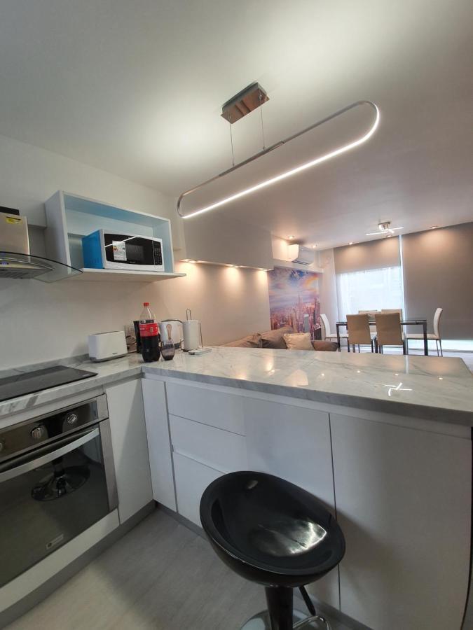 Deluxe * Ciudad Autónoma de Buenos Aires