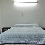 Silencioso Con Patio