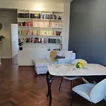 Clasico Y Moderno Departamento En El Corazon De Buenos Aires