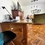 Maeba Recoleta Piso Entero