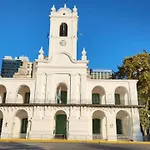 Beautiful Apartment In Paseo De La Cisterna
