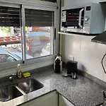 Confortable Departamento Amoblado De 2 Ambientes En Recoleta Con Patio