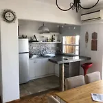 Cozy Apartment In Chinatown